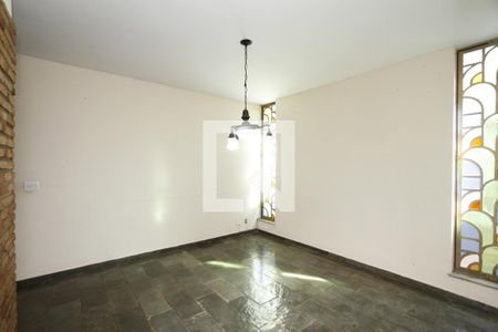 Copa de casa para alugar com 5 quartos, 390m² em Belvedere, Belo Horizonte