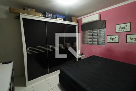 Quarto 1 de casa para alugar com 2 quartos, 216m² em Iapi, Osasco