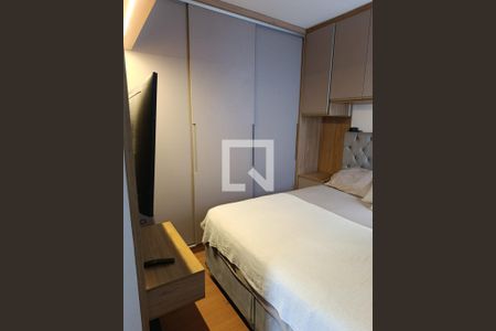 Quarto de apartamento à venda com 3 quartos, 87m² em Vila Pierina, São Paulo