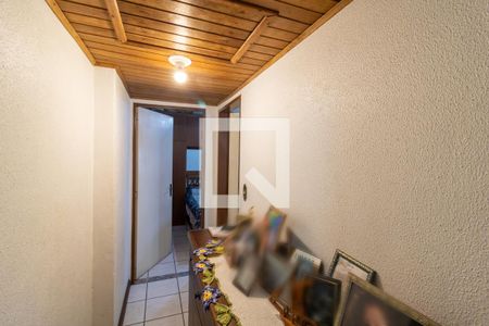 Corredor de apartamento à venda com 2 quartos, 47m² em Cavalhada, Porto Alegre