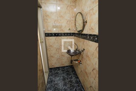 Lavabo de casa para alugar com 5 quartos, 300m² em Campo Grande, Rio de Janeiro