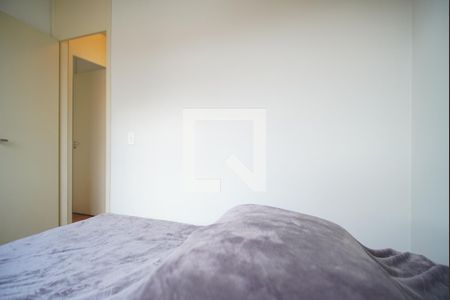 Quarto 2 de apartamento para alugar com 2 quartos, 50m² em Humaitá, Porto Alegre