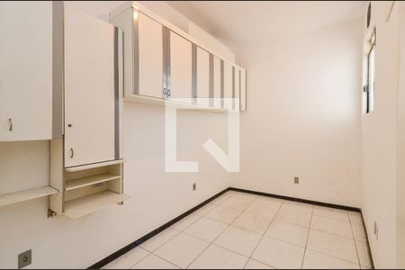 Quarto 2 de casa à venda com 3 quartos, 132m² em Centro, Belo Horizonte