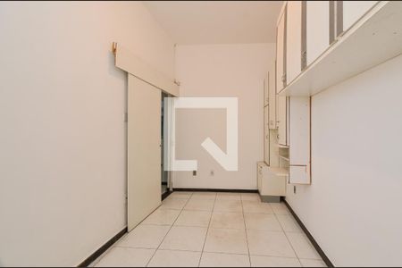 Quarto 2 de casa à venda com 3 quartos, 132m² em Centro, Belo Horizonte