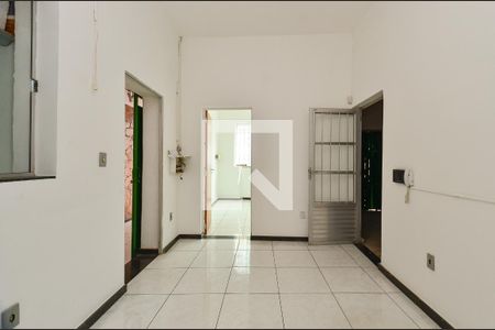 Sala  de casa à venda com 3 quartos, 132m² em Centro, Belo Horizonte