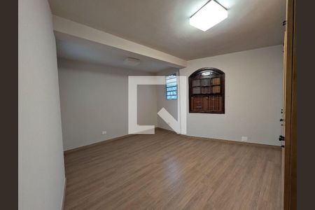 Casa para alugar com 3 quartos, 158m² em Butantã, São Paulo