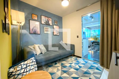 Sala de Estar de apartamento à venda com 4 quartos, 120m² em Ana Lúcia, Belo Horizonte