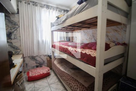 QUARTO 1 de apartamento para alugar com 2 quartos, 48m² em Jardim Rincão, São Paulo
