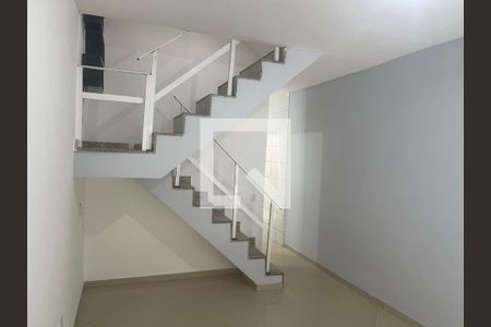 Sala de casa para alugar com 3 quartos, 85m² em Curicica, Rio de Janeiro