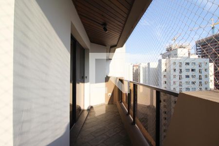 Varanda da Sala  de apartamento para alugar com 3 quartos, 202m² em Indianópolis, São Paulo