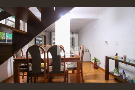 Casa à venda com 3 quartos, 150m² em Vila Antonieta, São Paulo