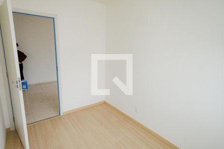 Quarto 1 de apartamento para alugar com 2 quartos, 42m² em Campo Grande, Rio de Janeiro