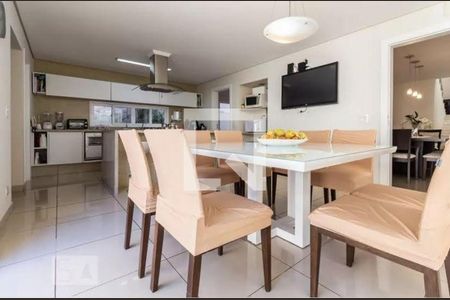 Casa à venda com 4 quartos, 435m² em Alphaville, Santana de Parnaíba