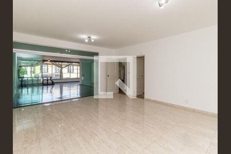 Casa à venda com 3 quartos, 600m² em Vila Mariana, São Paulo