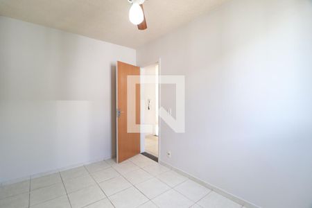 Quarto 1 de apartamento para alugar com 2 quartos, 45m² em Jardim Europa, Uberlândia