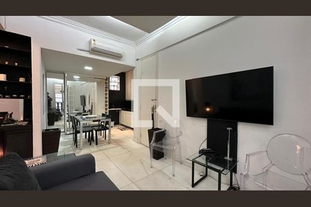 Apartamento à venda com 2 quartos, 56m² em Leblon, Rio de Janeiro