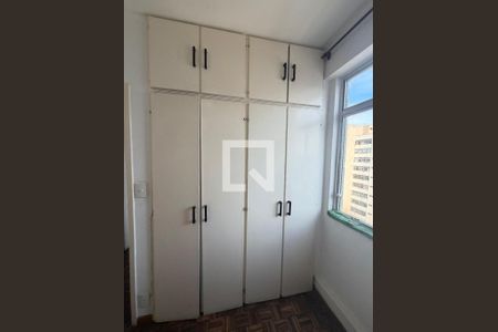Armario primeiro quarto de apartamento à venda com 2 quartos, 57m² em Sagrada Família, Belo Horizonte