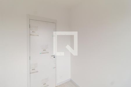 Quarto 1 de apartamento para alugar com 2 quartos, 42m² em Jardim Planalto, Carapicuíba