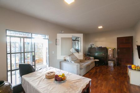 Apartamento para alugar com 2 quartos, 100m² em Santa Rosa, Belo Horizonte