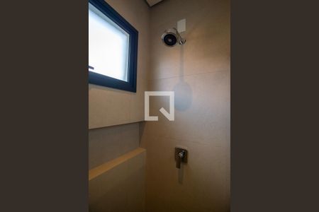 Banheiro da Suíte 1 de casa de condomínio para alugar com 3 quartos, 159m² em Protestantes, Votorantim