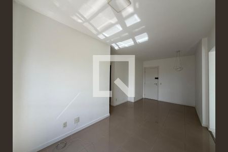 Sala de apartamento para alugar com 2 quartos, 70m² em Barra Olímpica, Rio de Janeiro