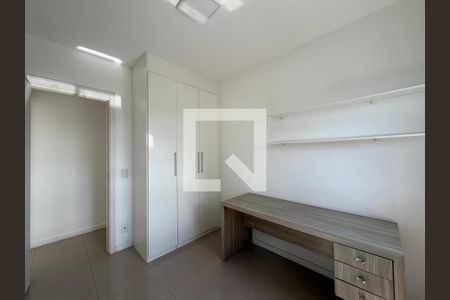 Quarto de apartamento para alugar com 2 quartos, 70m² em Barra Olímpica, Rio de Janeiro