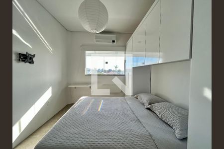 Quarto  de apartamento para alugar com 1 quarto, 53m² em Campeche, Florianópolis