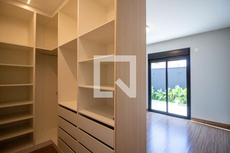 Closet da Suite 1 de casa de condomínio para alugar com 3 quartos, 159m² em Protestantes, Votorantim