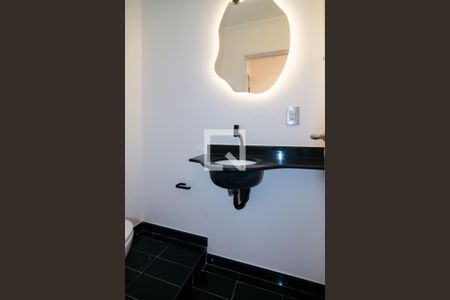Lavabo de apartamento para alugar com 2 quartos, 140m² em Bela Vista, São Paulo