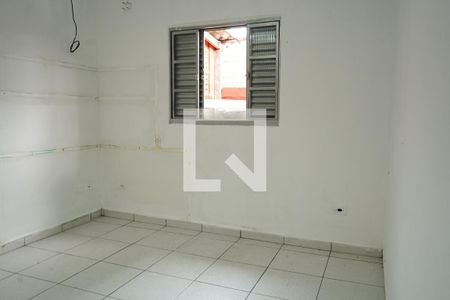 Quarto 1 de casa para alugar com 2 quartos, 50m² em Vila Nova Savoia, São Paulo