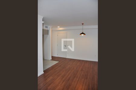 Detalhe - Sala e Sala de Jantar de apartamento para alugar com 2 quartos, 69m² em City América, São Paulo