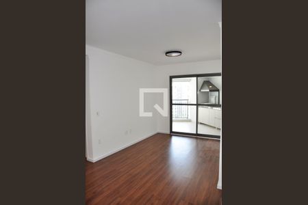 Detalhe - Sala e Sala de Jantar de apartamento para alugar com 2 quartos, 69m² em City América, São Paulo