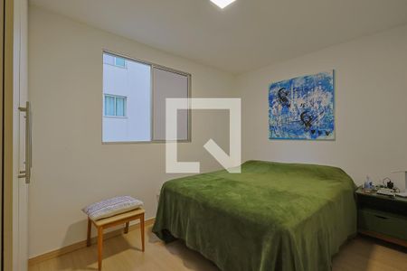 Apartamento à venda com 3 quartos, 75m² em Grajaú, Belo Horizonte