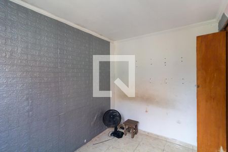Quarto 2 de apartamento para alugar com 2 quartos, 45m² em Conjunto Habitacional Santa Etelvina Ii, São Paulo