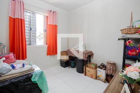 Quarto 2 de apartamento para alugar com 2 quartos, 50m² em Jardim São Luís, São Paulo