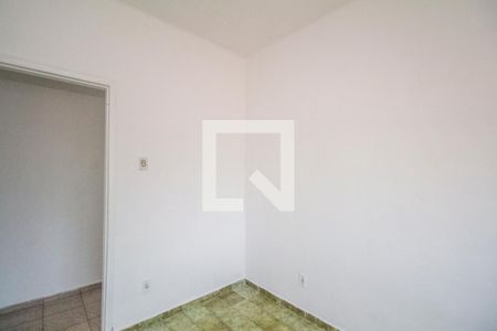 Quarto 2 de apartamento para alugar com 2 quartos, 70m² em Realengo, Rio de Janeiro