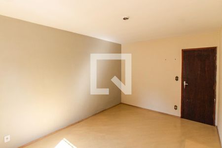 Quarto 2 de casa para alugar com 2 quartos, 180m² em Vila Constança, São Paulo