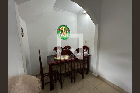 Sala de casa para alugar com 2 quartos, 120m² em Engenheiro Leal, Rio de Janeiro