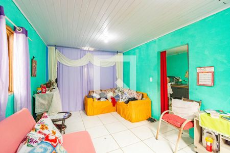 Casa à venda com 1 quarto, 45m² em Guajuviras, Canoas