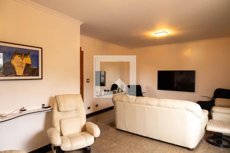Sala de casa à venda com 4 quartos, 263m² em Jardim Nossa Senhora do Carmo, São Paulo
