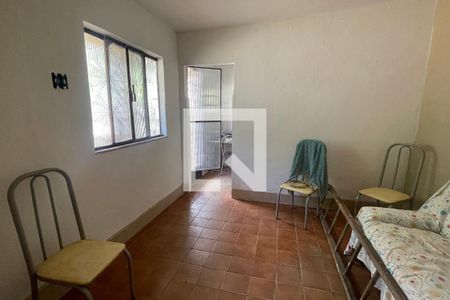 Sala 2 de casa para alugar com 1 quarto, 70m² em Vila Centenario, Duque de Caxias