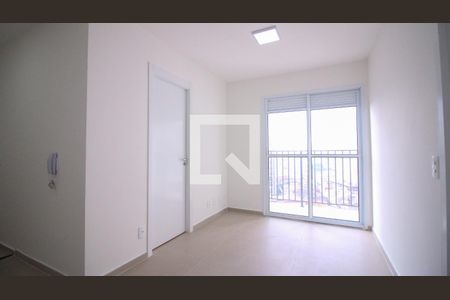 Sala/Cozinha de apartamento para alugar com 2 quartos, 40m² em Vila Independencia, São Paulo