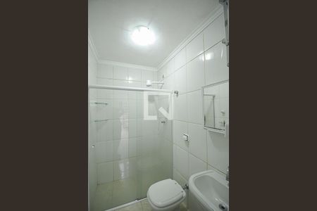 Banheiro de casa para alugar com 1 quarto, 50m² em Rudge Ramos, São Bernardo do Campo