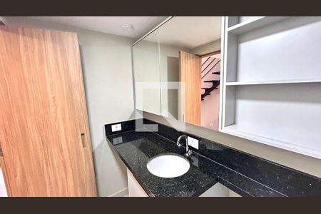Banheiro de kitnet/studio para alugar com 1 quarto, 34m² em Vila Galvão, Guarulhos