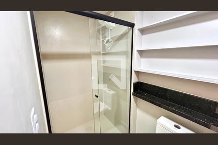 Banheiro de kitnet/studio para alugar com 1 quarto, 34m² em Vila Galvão, Guarulhos