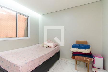 Quarto 1 de apartamento para alugar com 2 quartos, 37m² em Vila Virginia, São Paulo