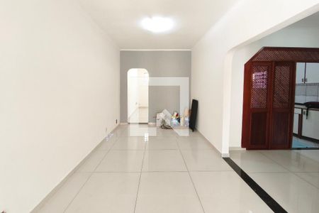 Sala de Estar de casa para alugar com 3 quartos, 170m² em Chácara Cneo, Campinas