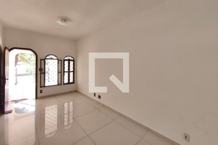 Sala de Estar de casa para alugar com 3 quartos, 170m² em Chácara Cneo, Campinas