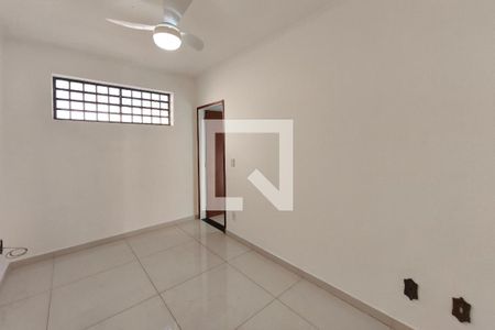 Sala de TV de casa para alugar com 3 quartos, 170m² em Chácara Cneo, Campinas