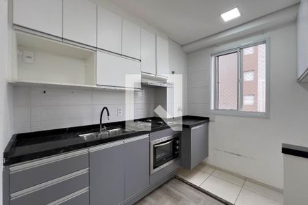 Cozinha e área de serviço  de apartamento para alugar com 2 quartos, 34m² em Mooca, São Paulo